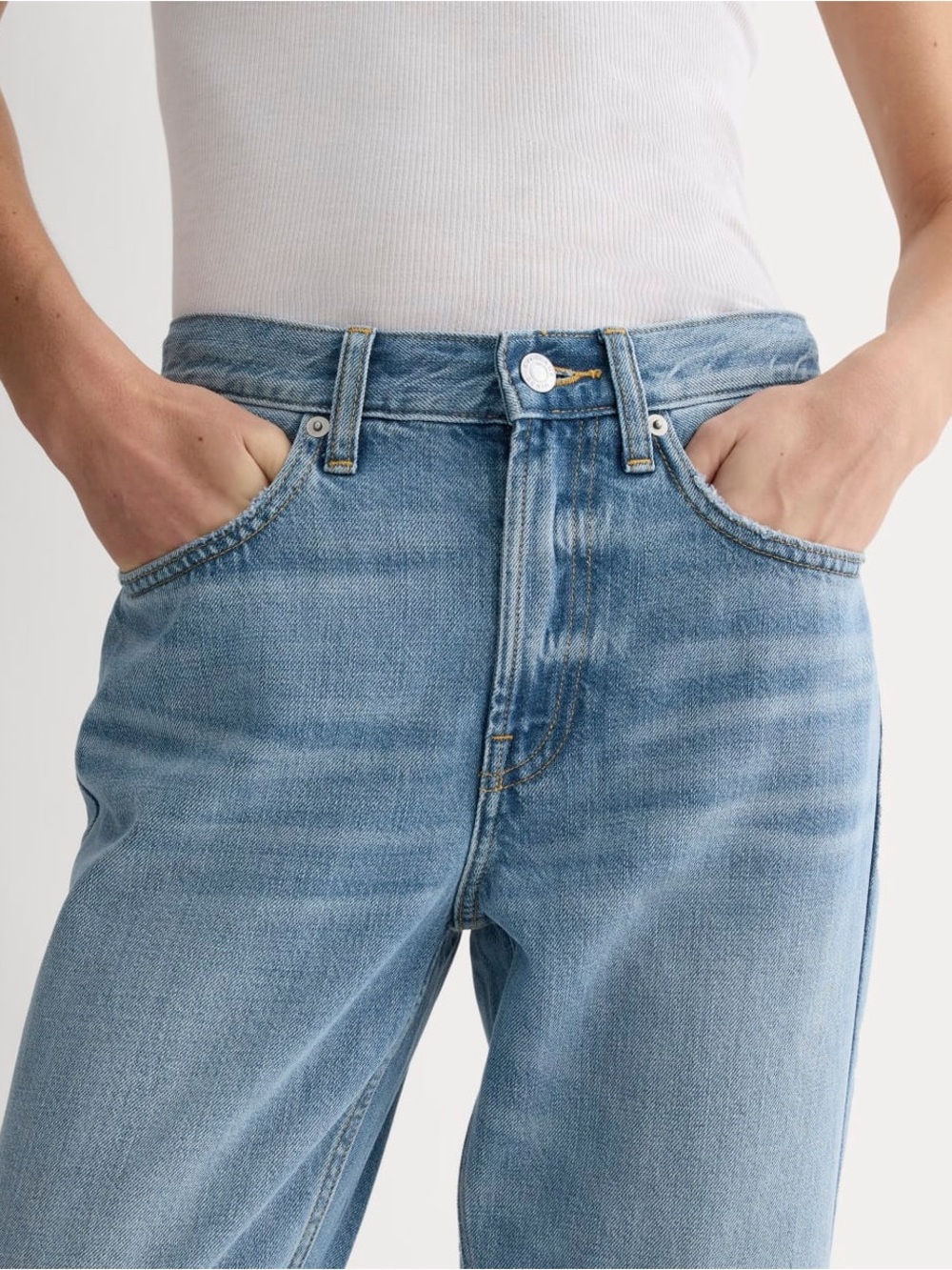 Everlane The Super-soft Relax Jeans in Weathered Blue - Size 31 (Regular) - Picture 4 of 8